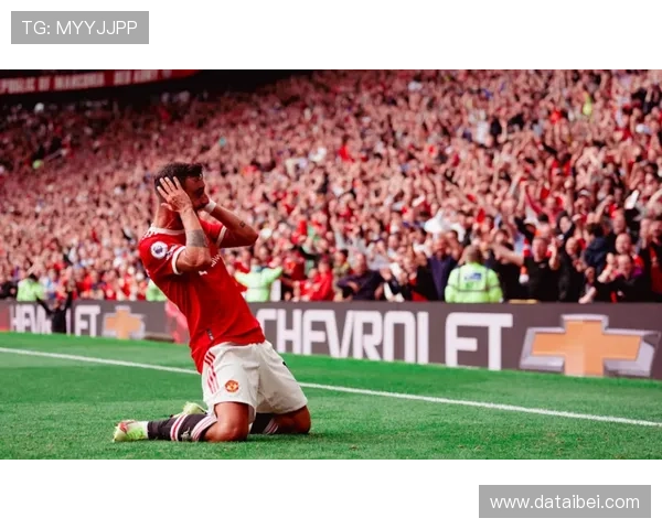 B费：曼联首秀斗志唤醒C罗记忆